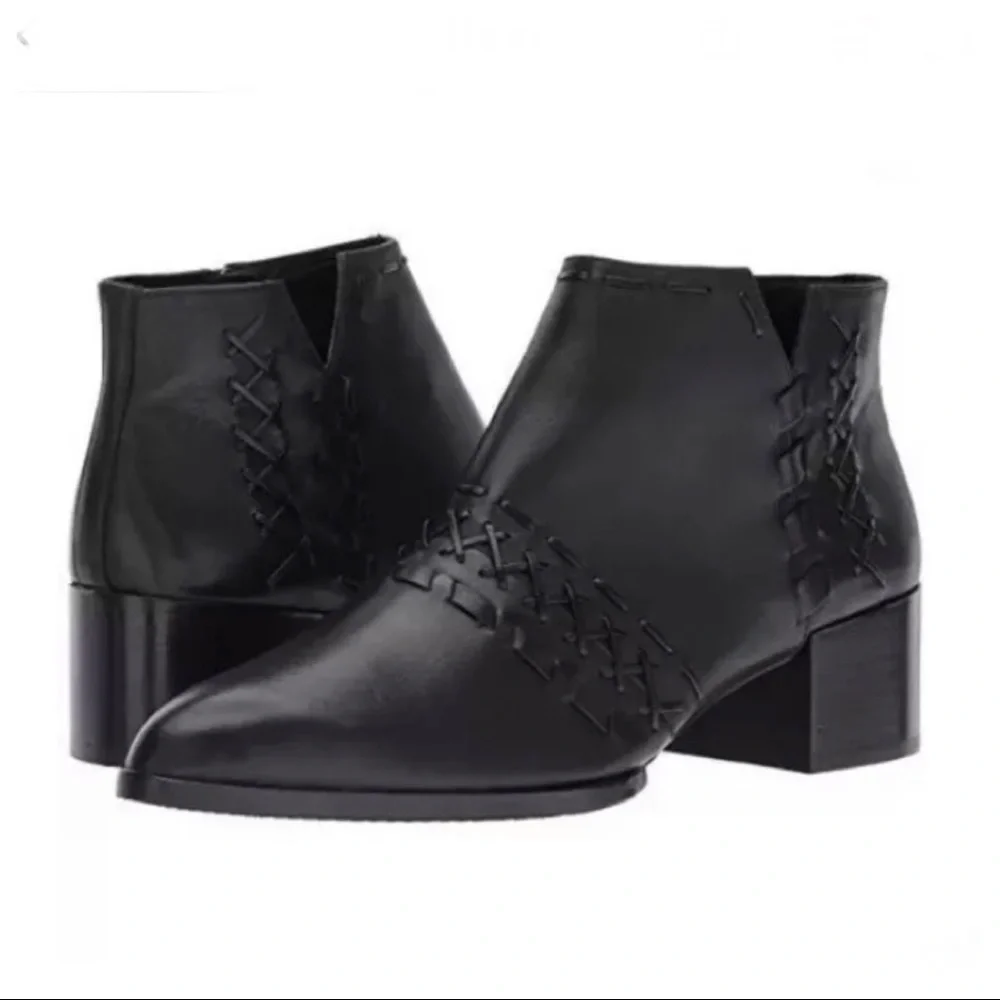 Donald J Pliner Women's Bowery Black Leather Ankle Boot